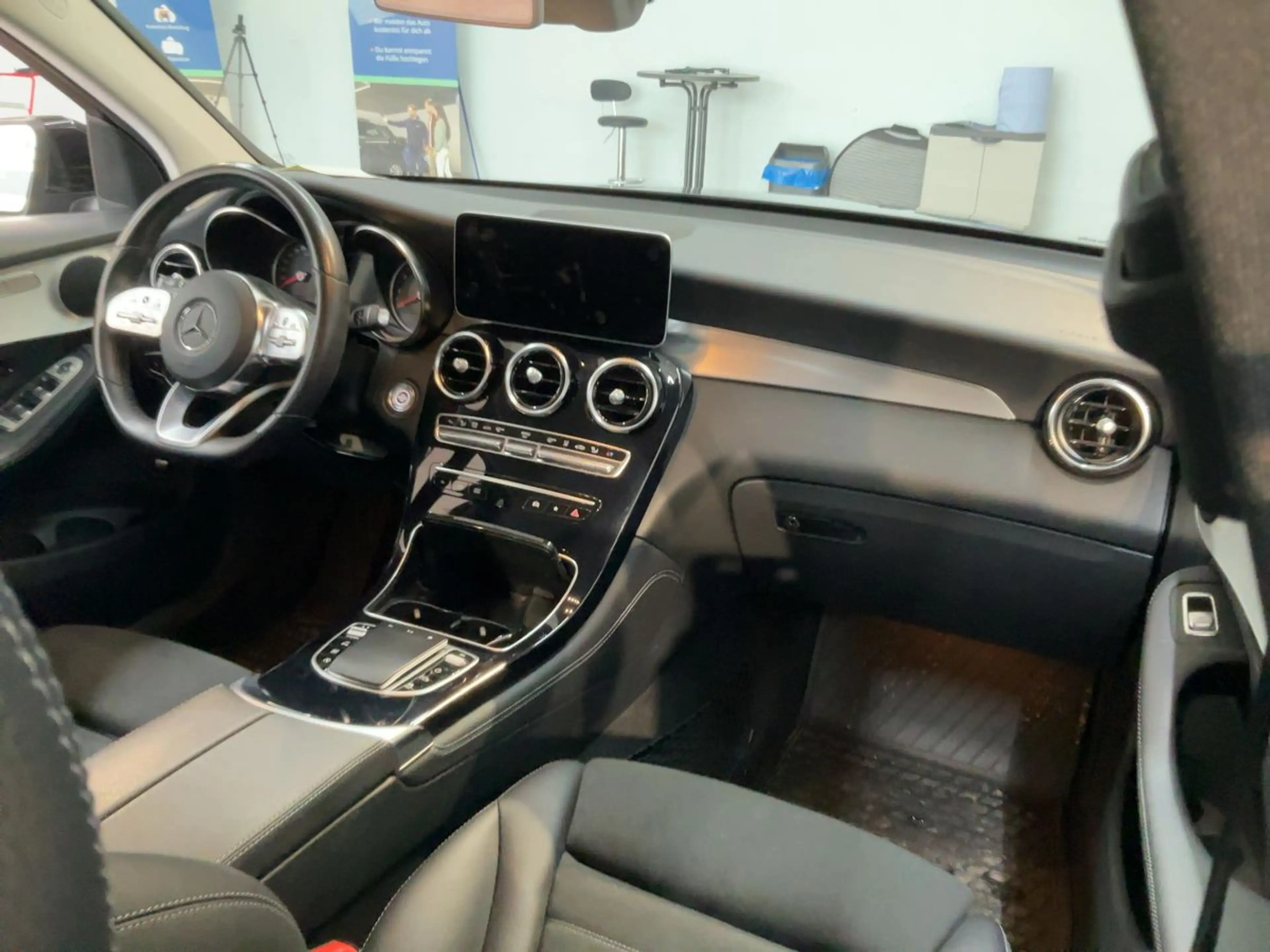 Mercedes-Benz G 200 4Matic AMG-LINE*STANDH*MULTIBEAM*KAMERA — photo 3