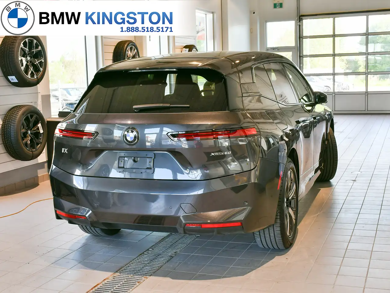 BMW iX снимка BMW iX