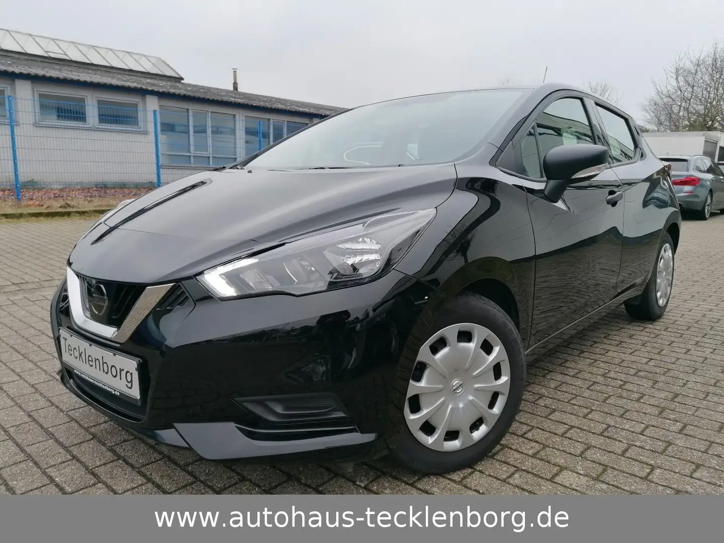 Nissan Micra 1.0 IG-T Visa-Plus * Klima * DAB+ * Blueto Schwarz - 1