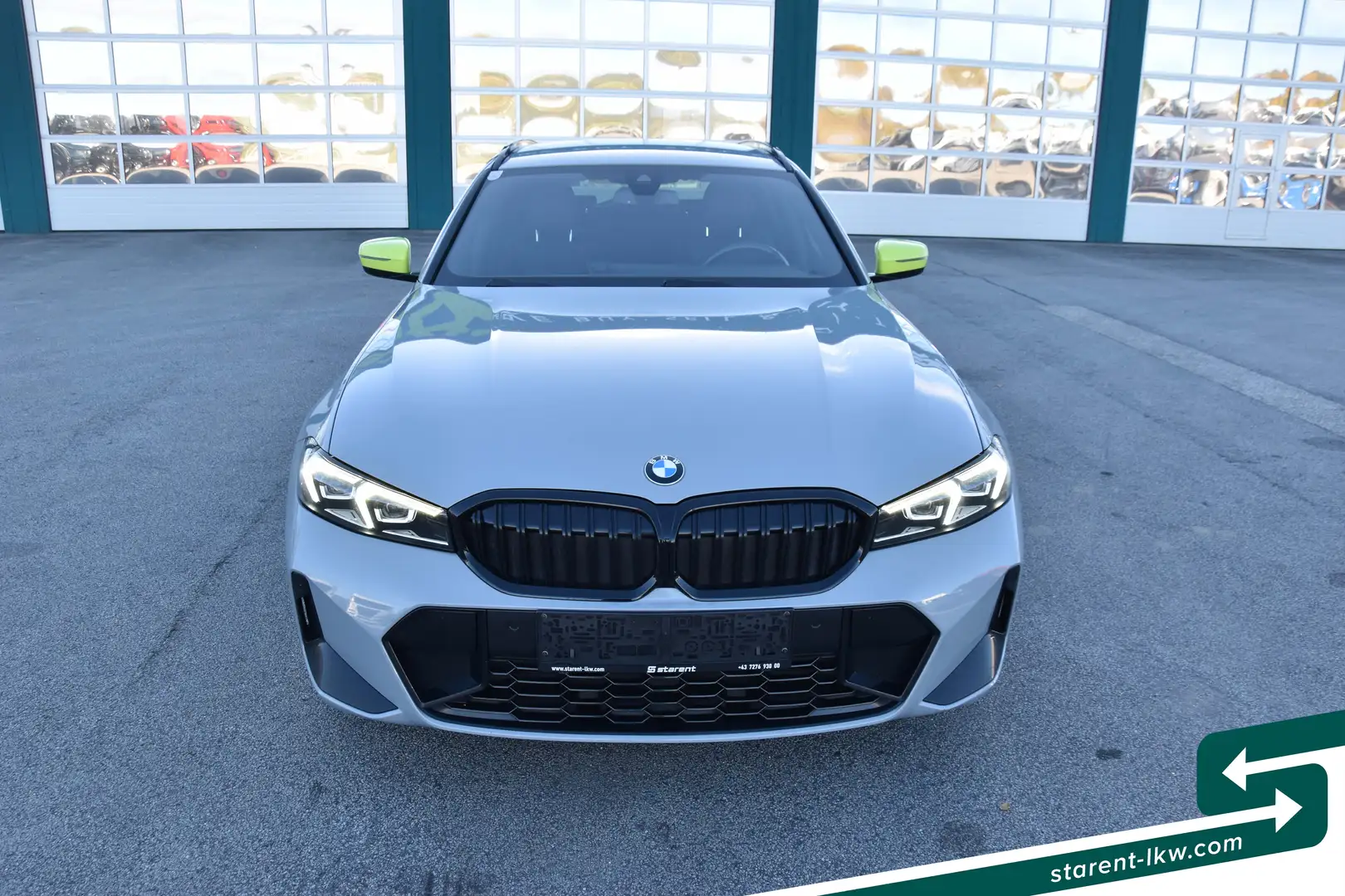 BMW 318 318d Touring G21 M-Paket 19“ Widescreen Display Virtual Cockpit Grau - 2