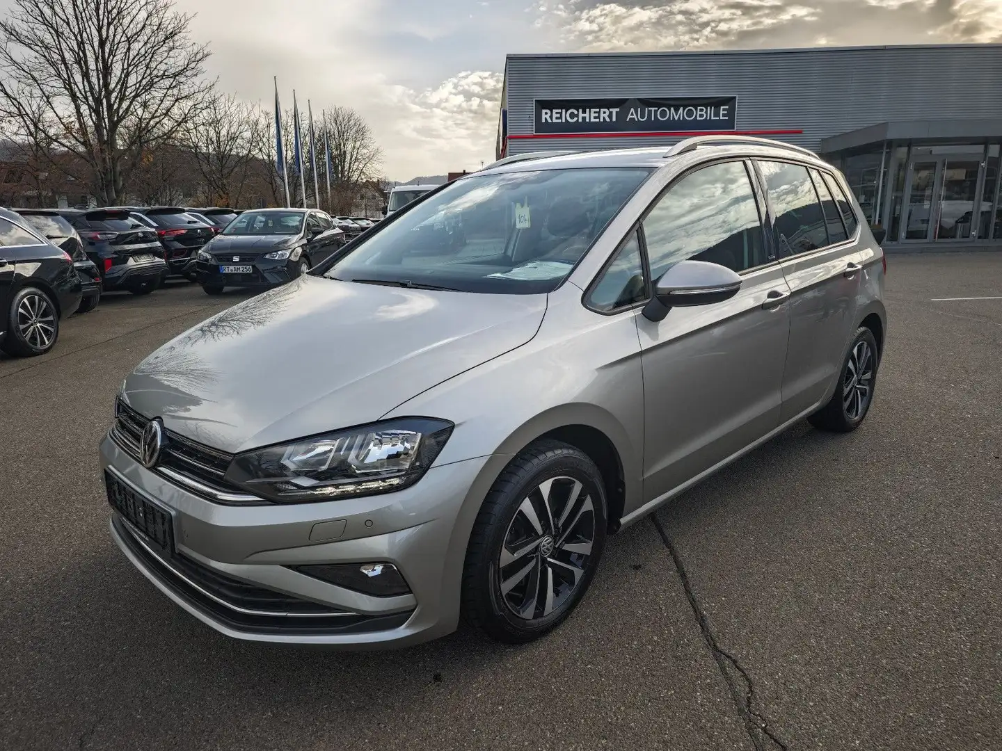 Volkswagen Golf Sportsvan Sportsvan United 1,5TSI #Kamera #Navi Silber - 2