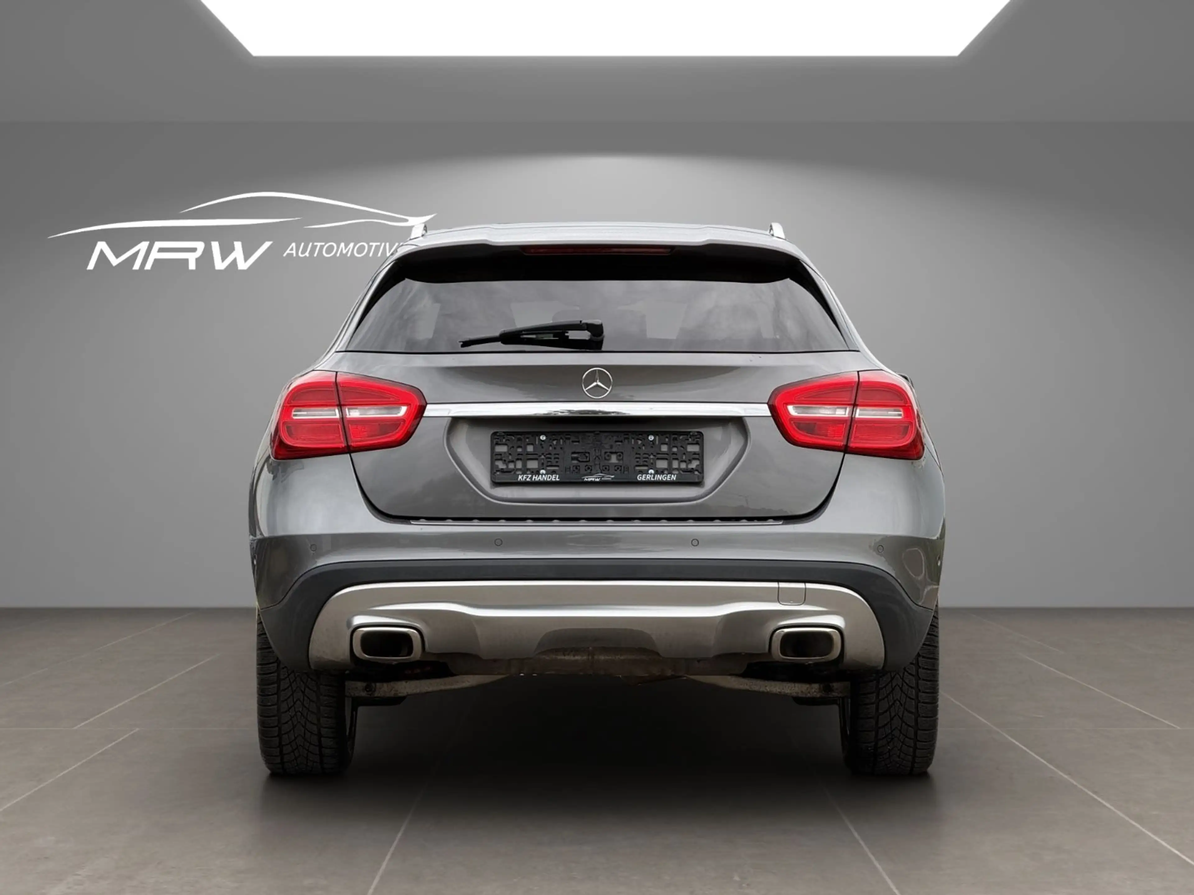 Mercedes-Benz GLA 180 Urban KAMERA XENON NAVI LEDER — photo 5
