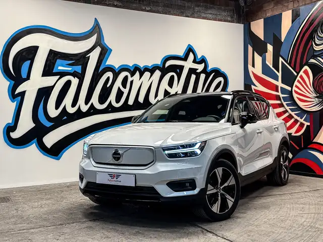 Volvo XC40 P8*AWD*R-DESIGN*HARMAN*78kWh*418 KM (WLTP)*