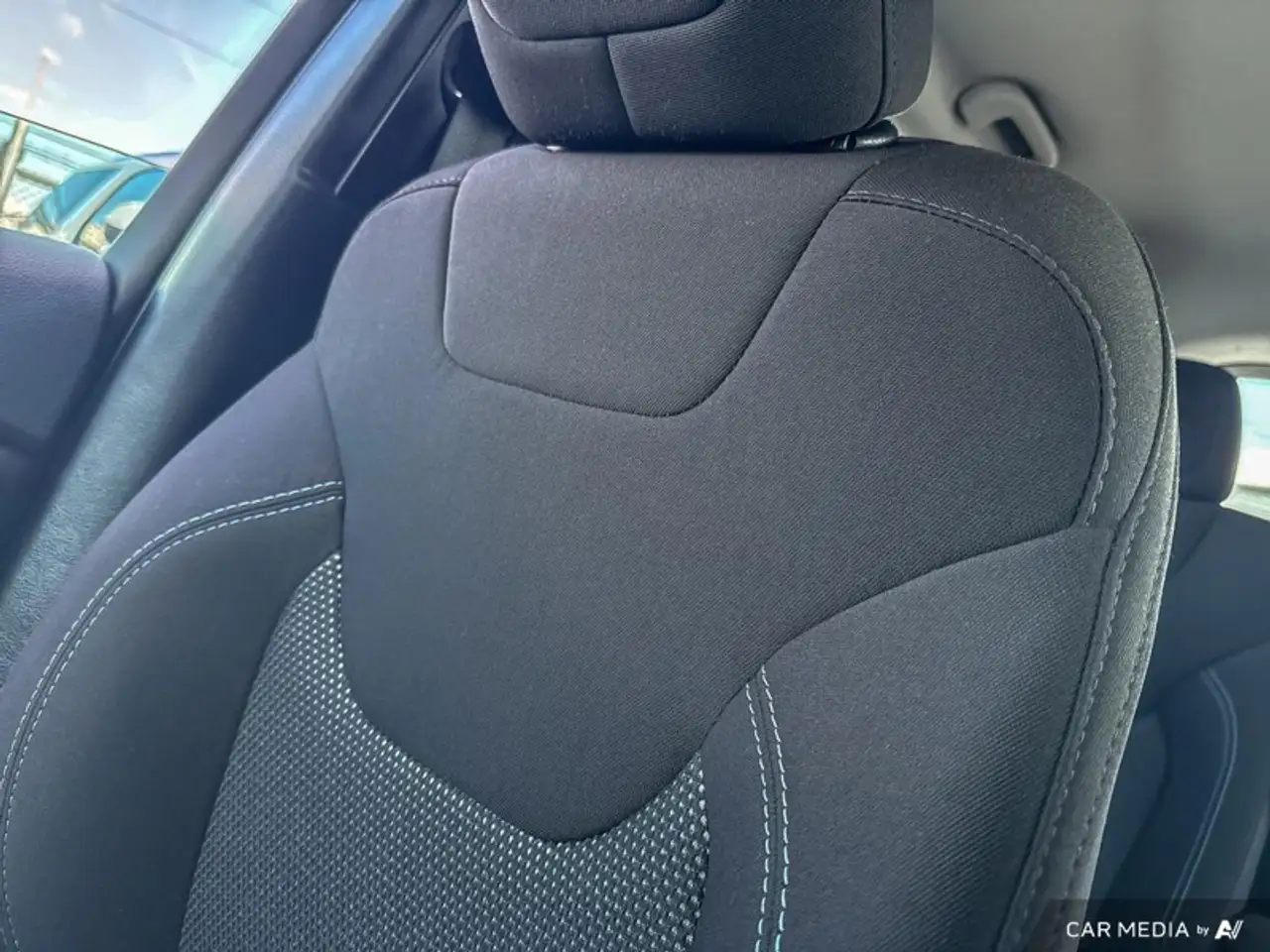 Jeep Cherokee photo Jeep Cherokee