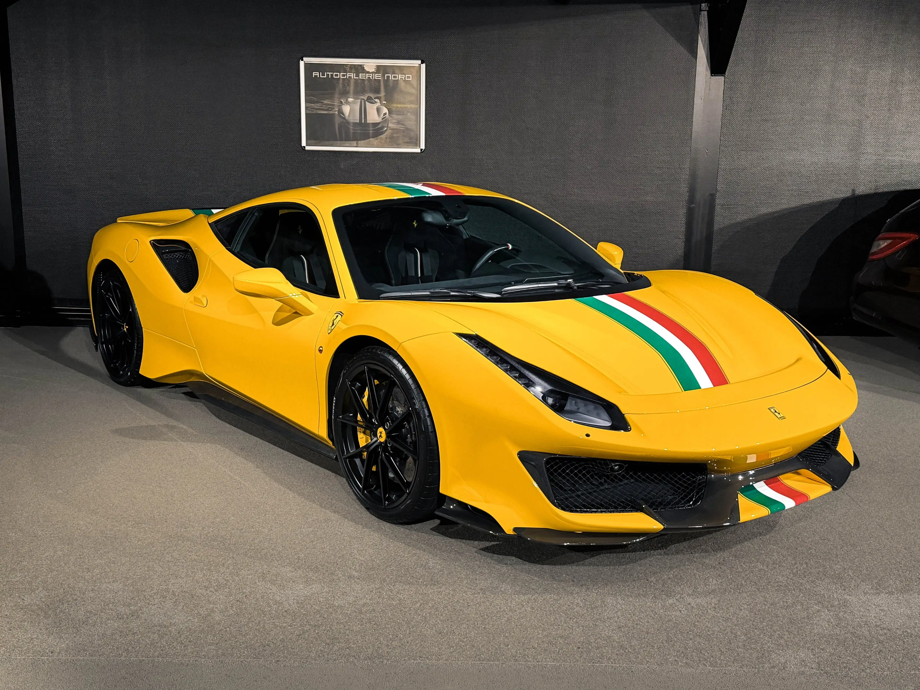 Ferrari 488 Pista Tricolore+Carbon+Lift+JBL — photo 5