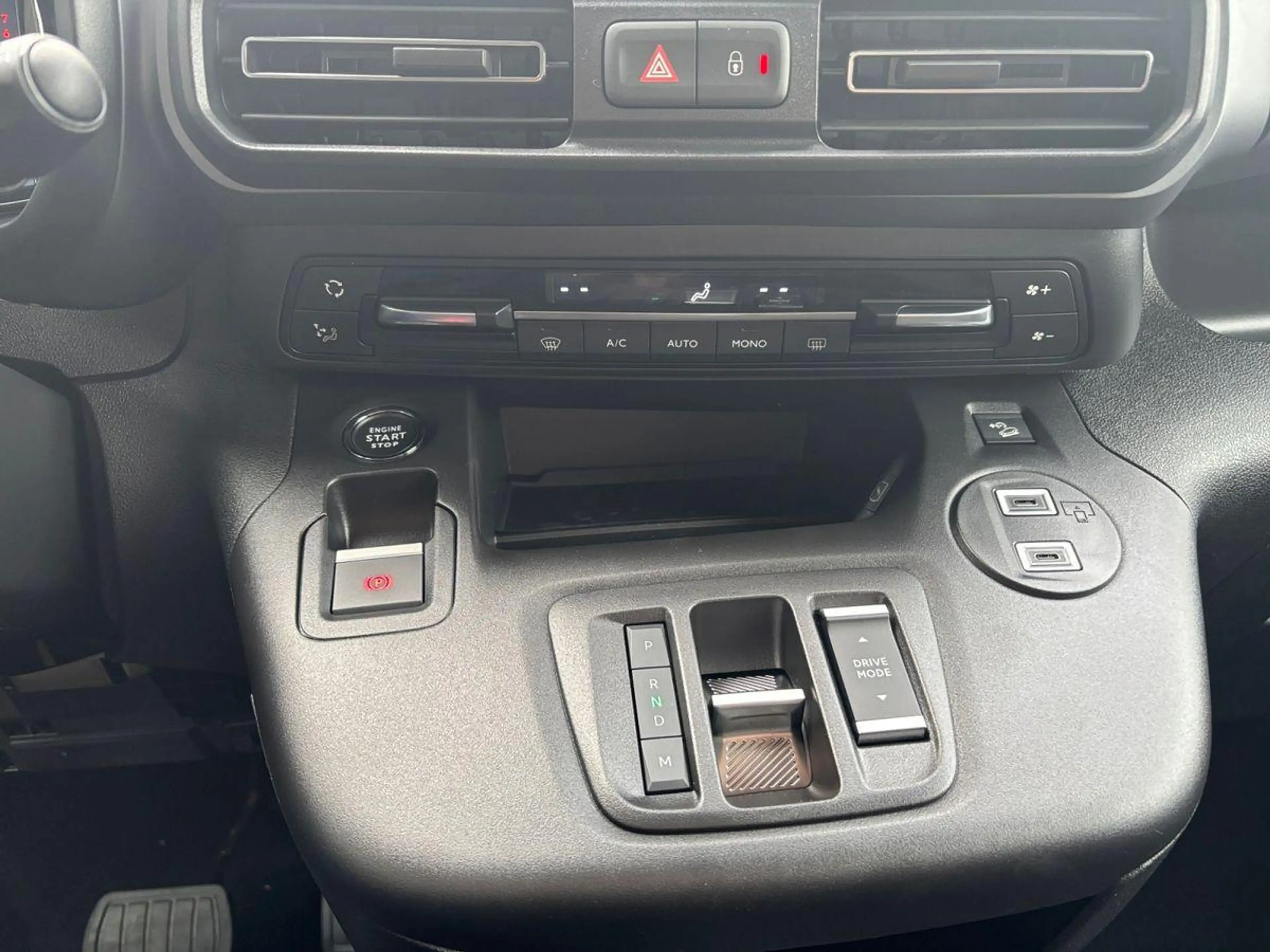 Citroen Berlingo 1.5 Diesel FAP — photo 13