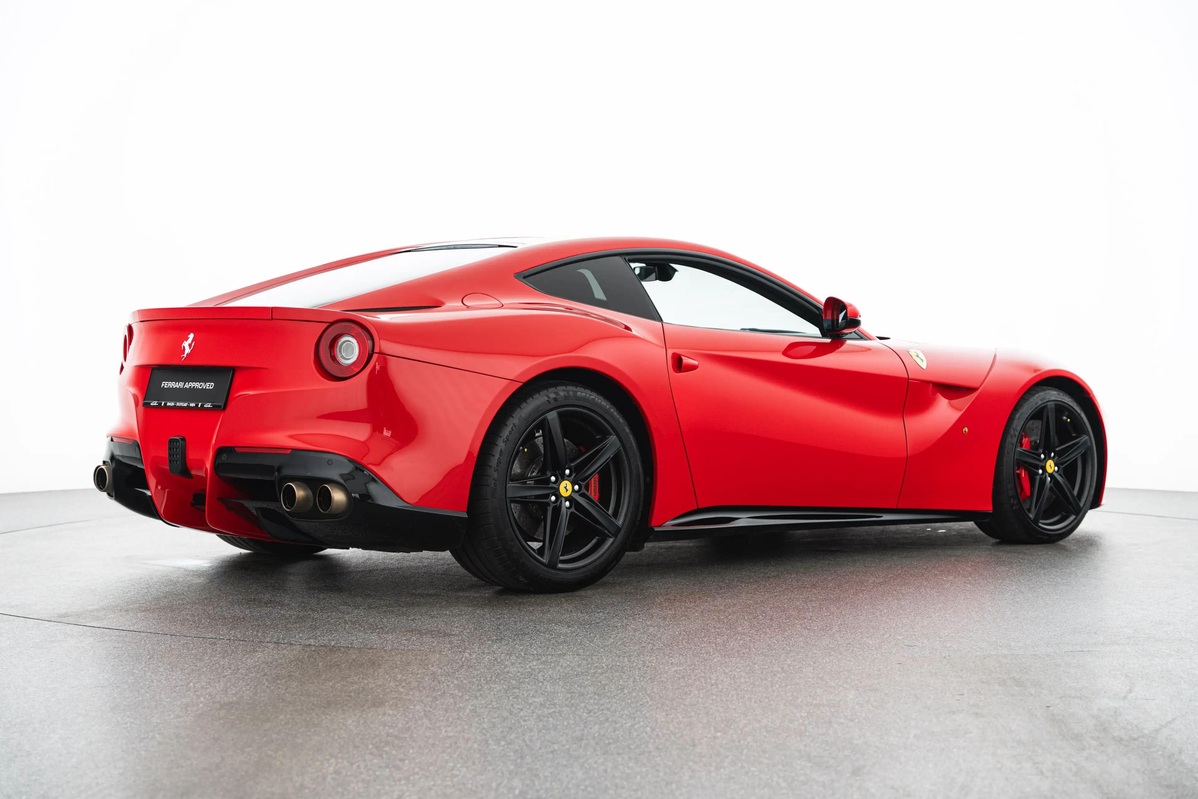 Ferrari F12 Berlinetta — photo 5