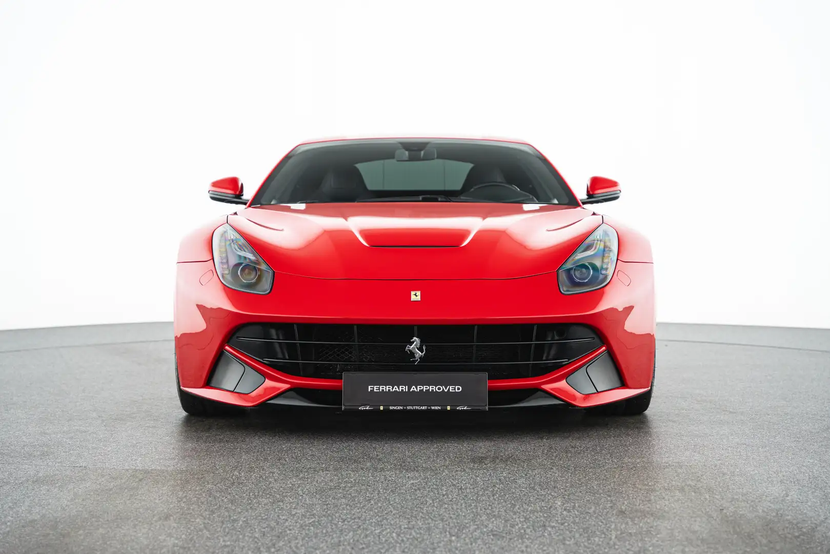 Ferrari F12 Berlinetta Rouge - 2