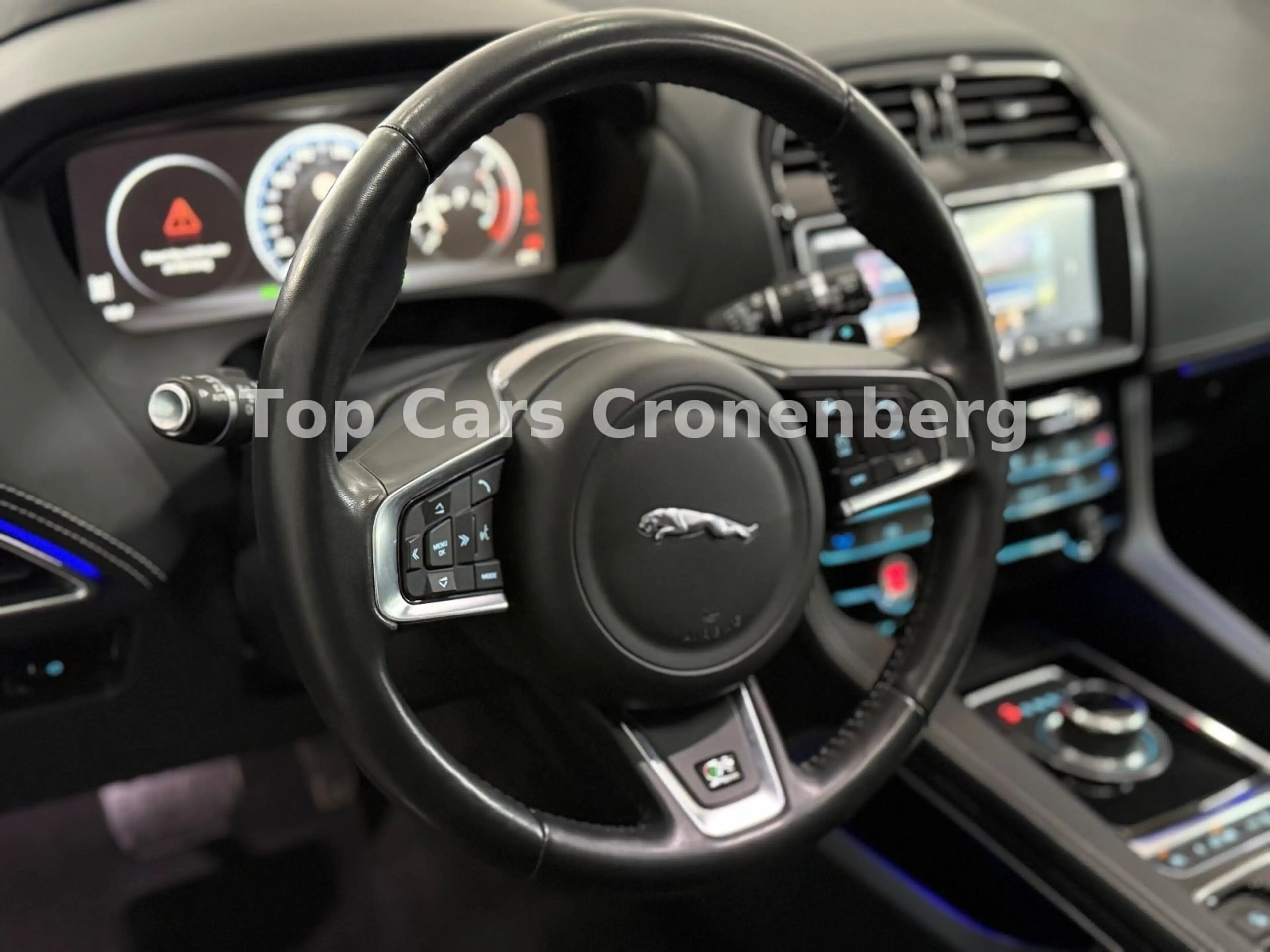 Jaguar F-Pace F-PACE R-Sport AWD 1.Hand*Pano*HeadUp*LED — photo 15