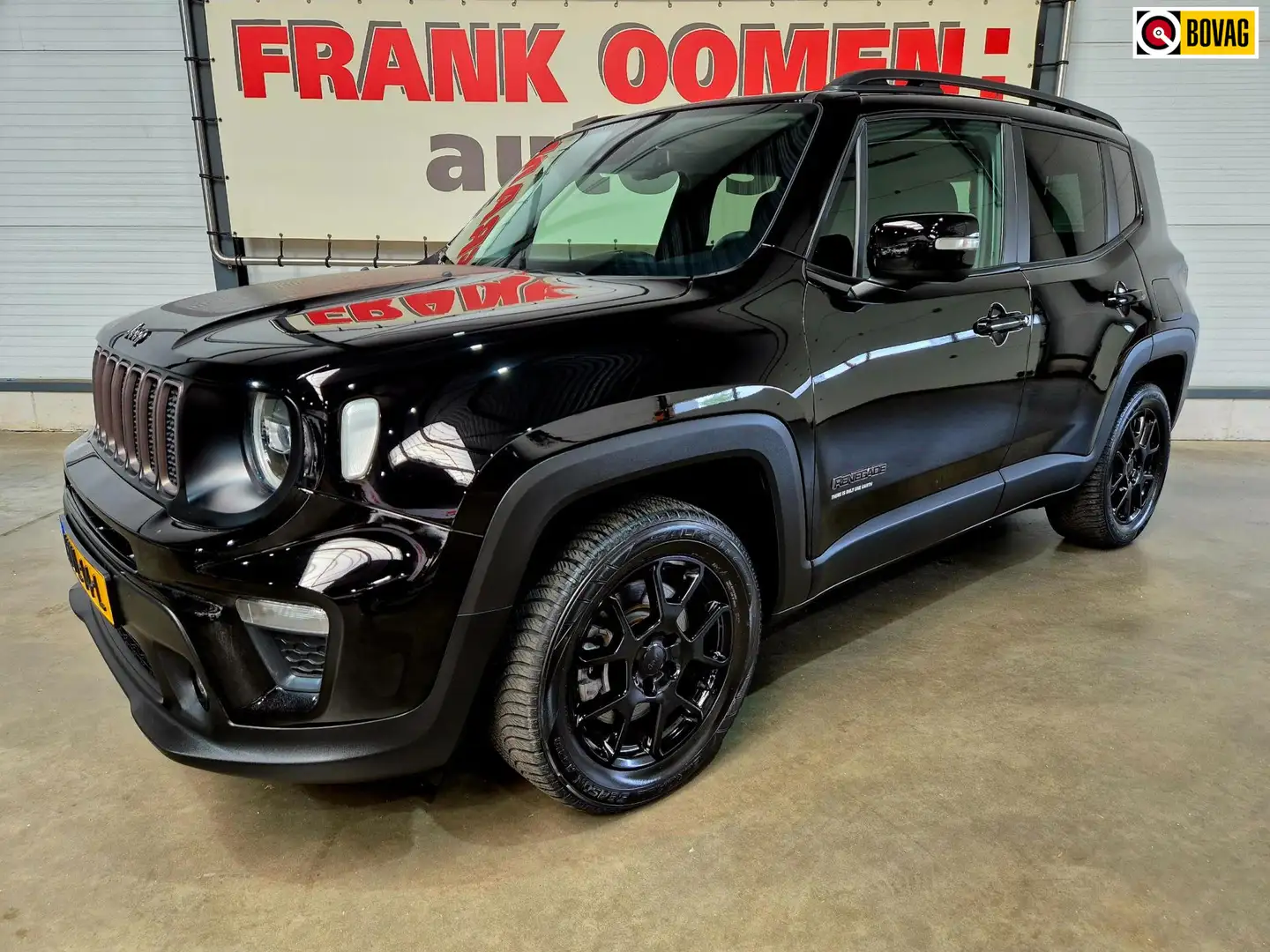 Jeep Renegade 4xe 240 Plug-in Hybrid Electric Limited + Keyless| Zwart - 1