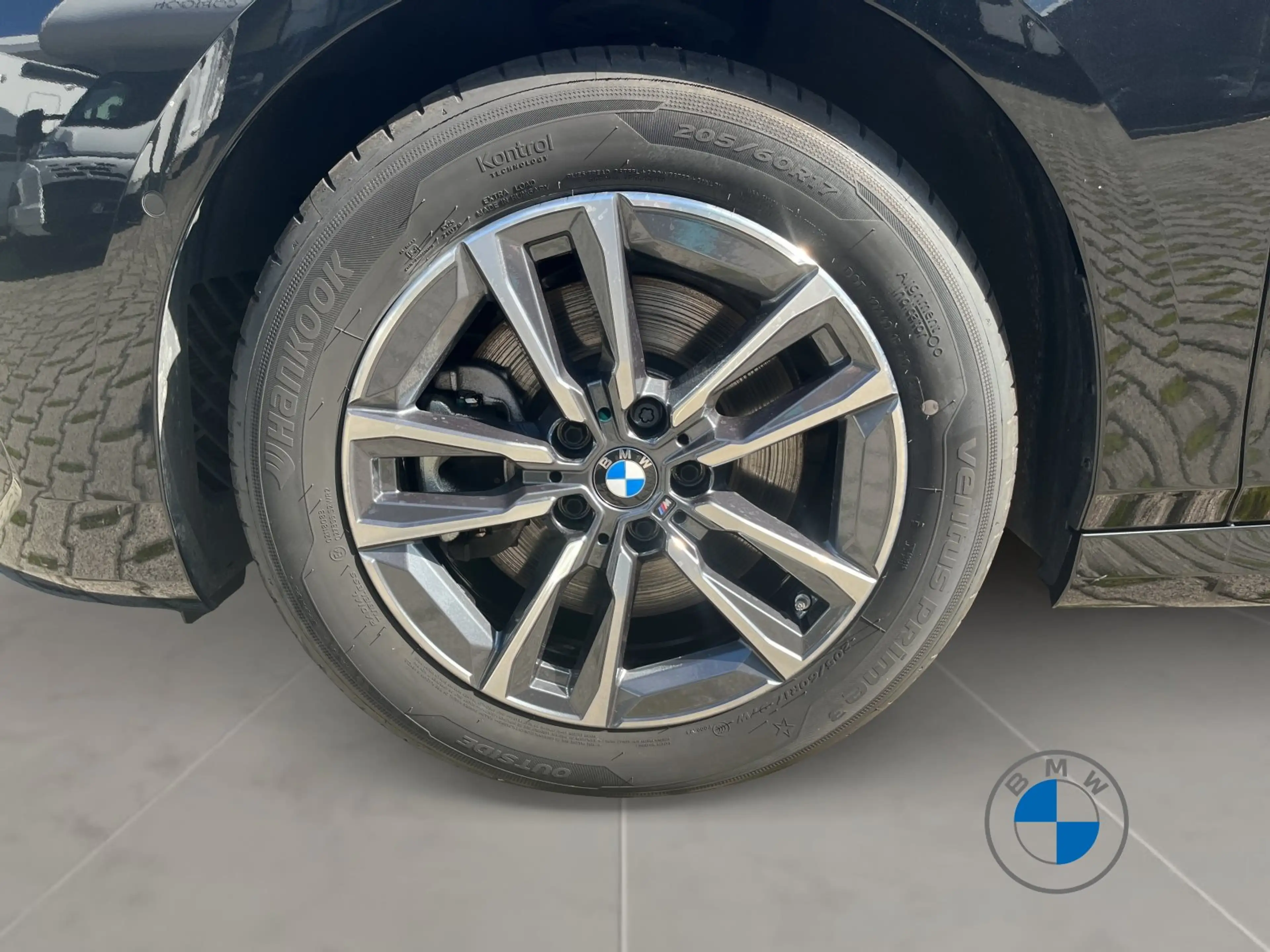 BMW 223 i xDrive Active Tourer M Sport 17" — photo 8