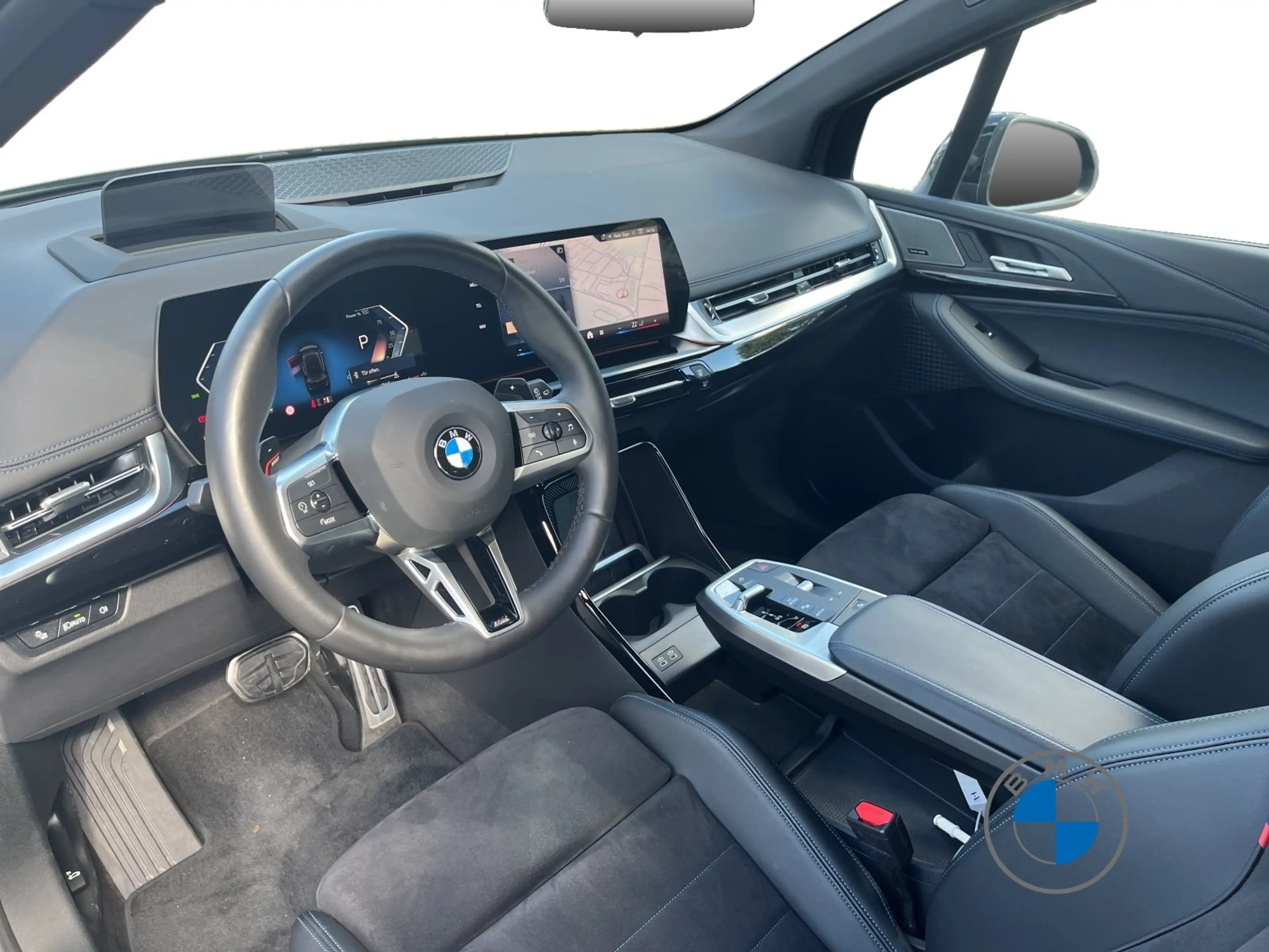BMW 223 i xDrive Active Tourer M Sport 17" — photo 9