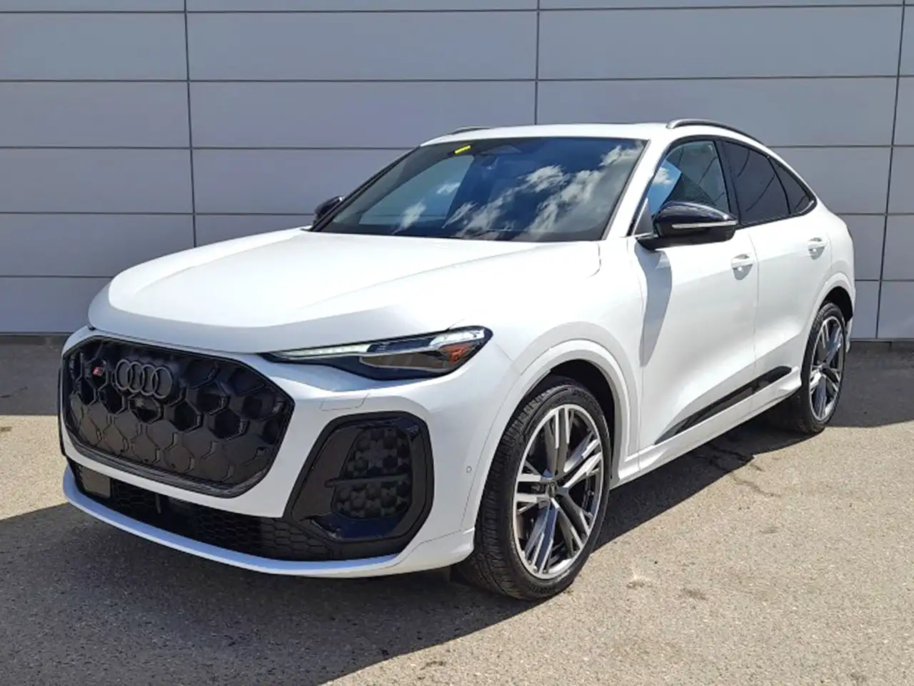 2026 Audi SQ5