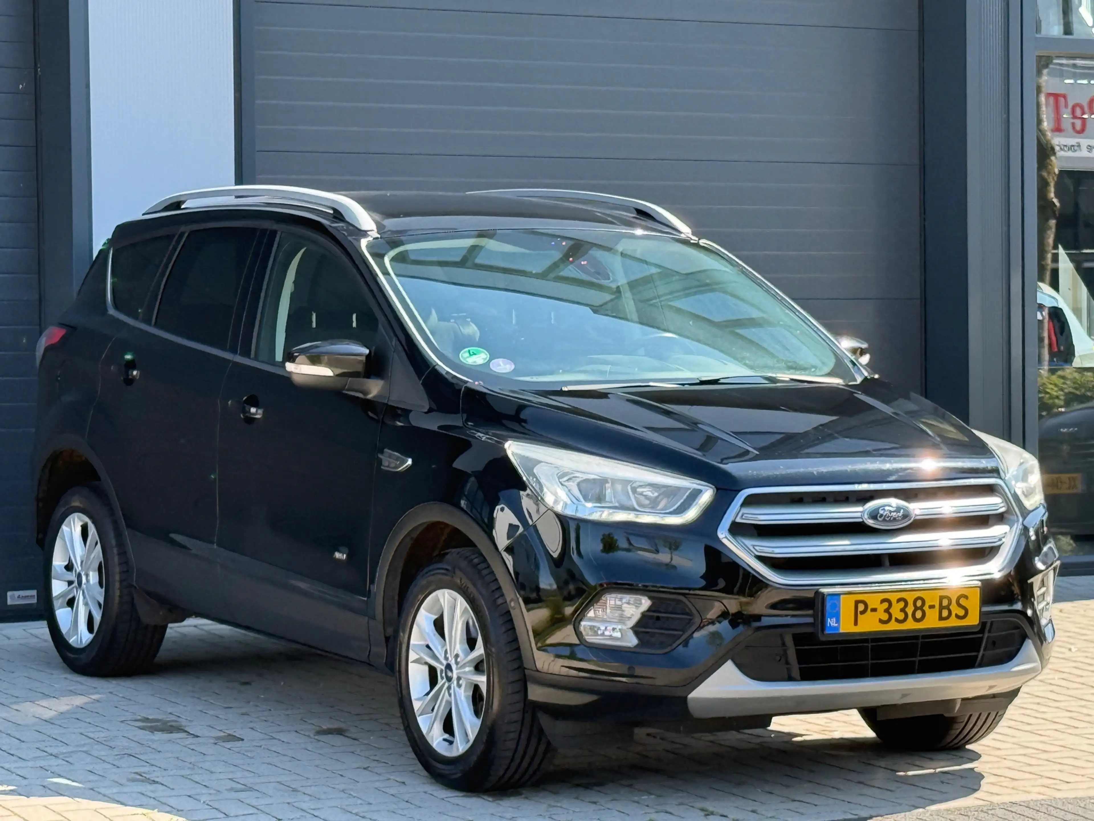 Ford Kuga 1.5 Titanium 4WD / AUTOMAAT / CAMERA / TREKHAAK — photo 11