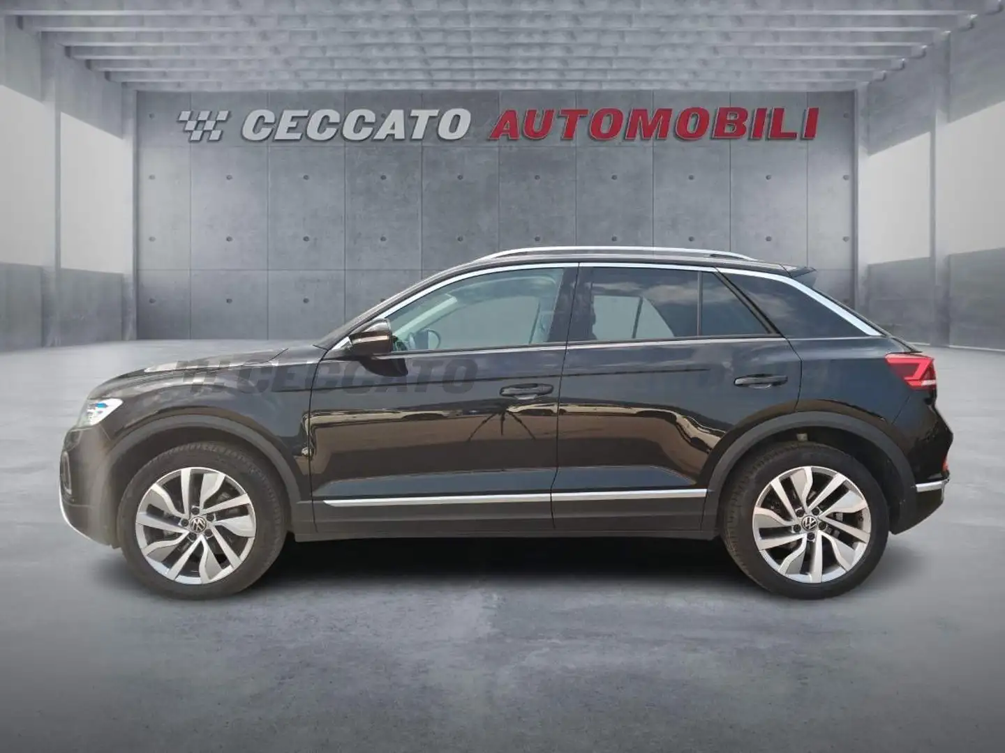 Volkswagen T-Roc 2.0 TDI SCR 150 CV DSG 4MOTION Style Zwart - 2