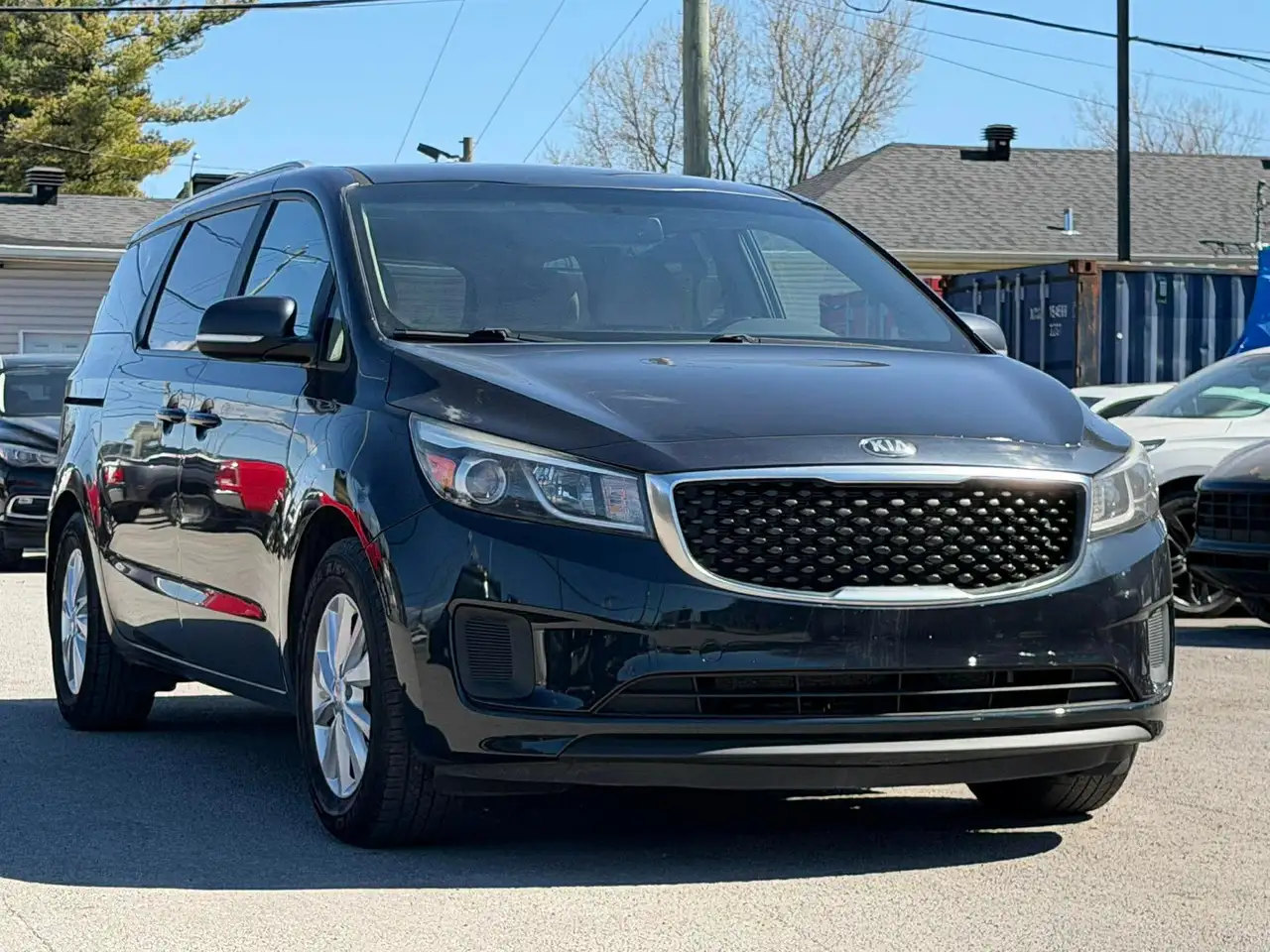 Kia Sedona снимка Kia Sedona