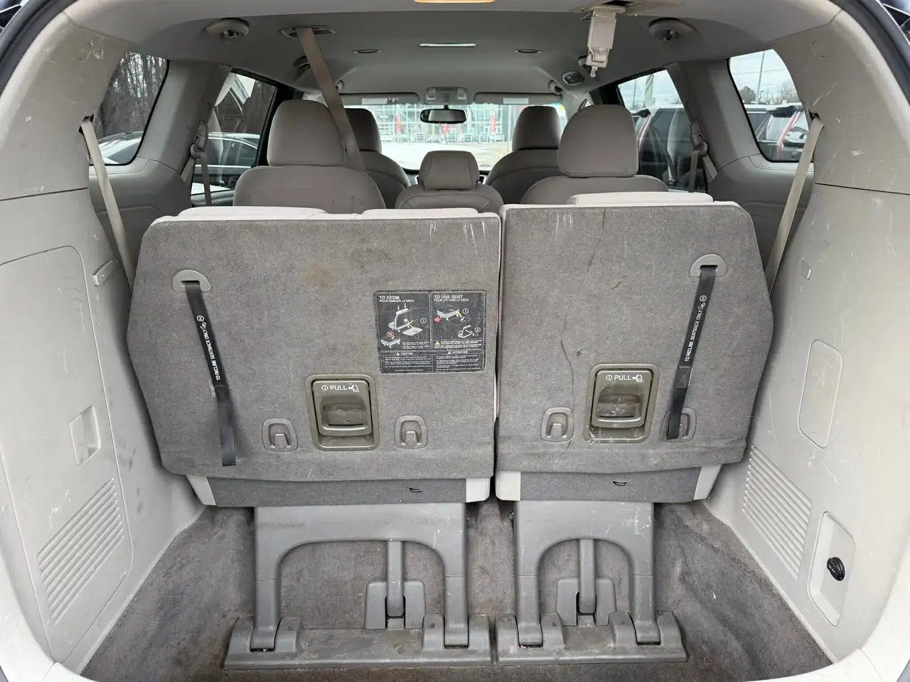 Kia Sedona снимка Kia Sedona