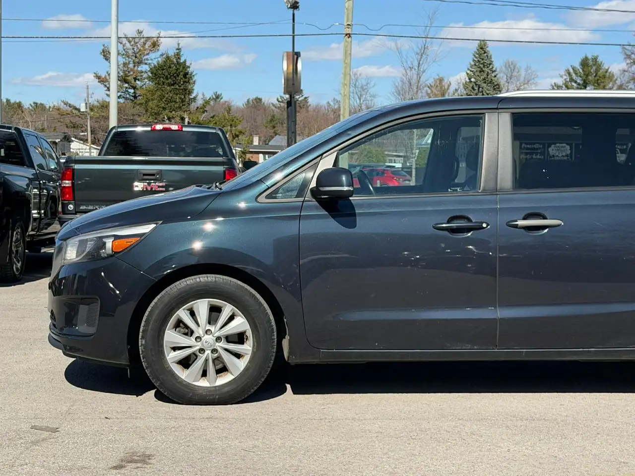 Kia Sedona снимка Kia Sedona