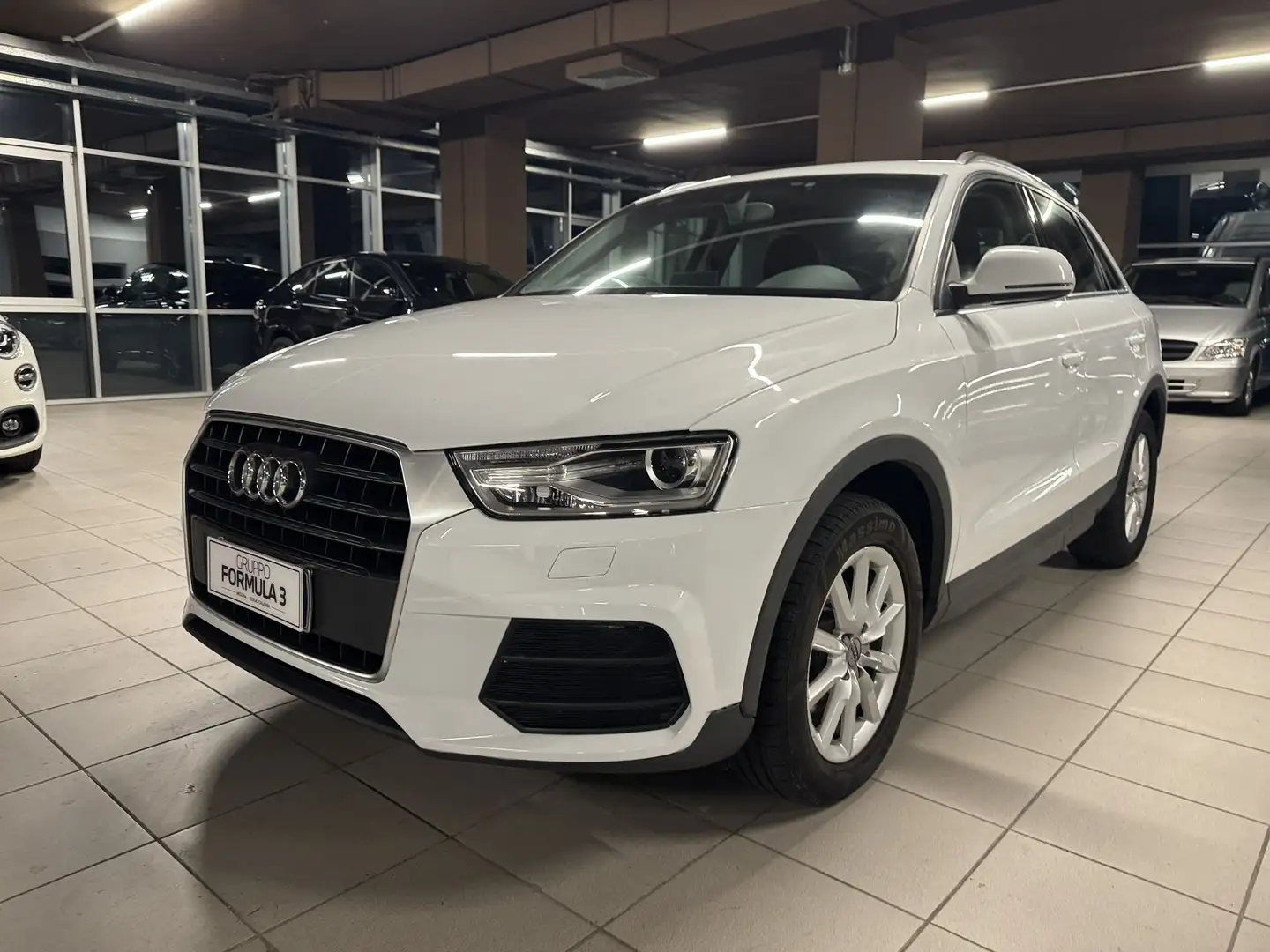 Audi Q3 Q3 2.0 TDI 150 CV Blanc - 1