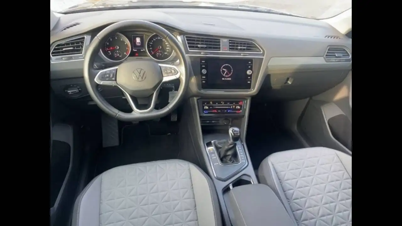 Volkswagen Tiguan, фото 2