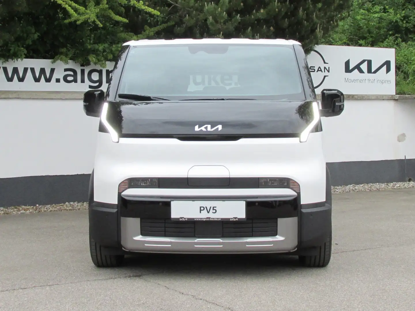 Kia PV5 Passenger 71,2kWh Earth Long Range Earth P1/P2 Weiß - 2