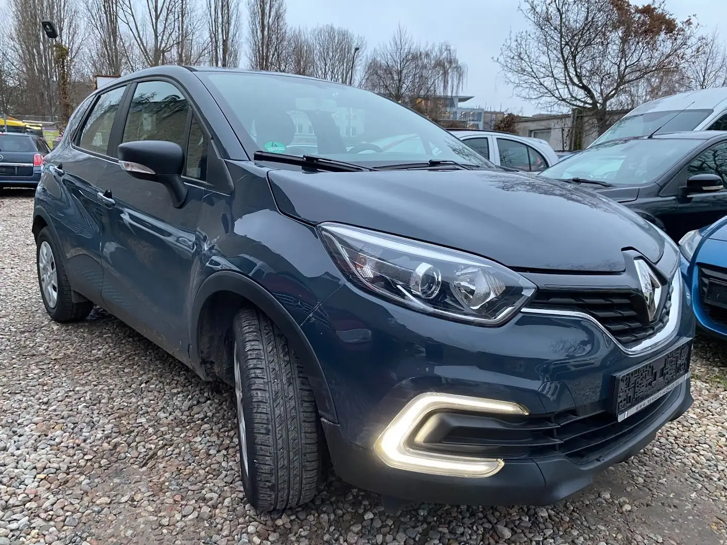 Renault Captur Life-1.HAND(RENTNER)-20TKM Grau - 2