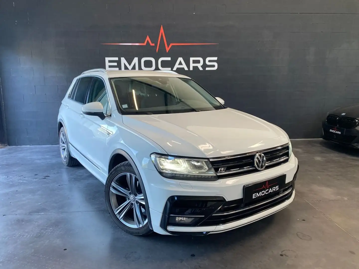 Volkswagen Tiguan 2.0 TDi 150 R-Line Blanc - 1