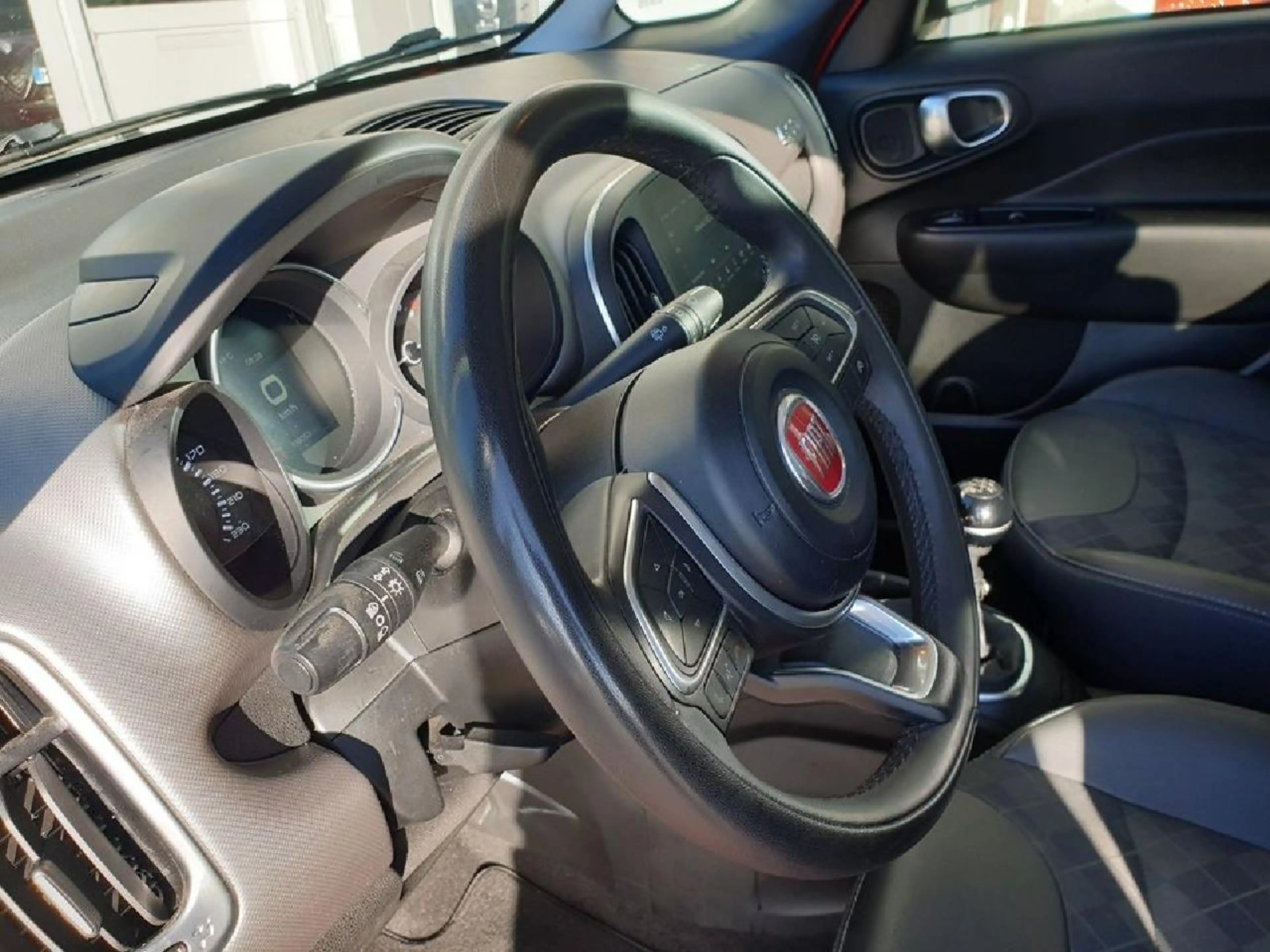 Fiat 500L Urban Lounge — photo 15