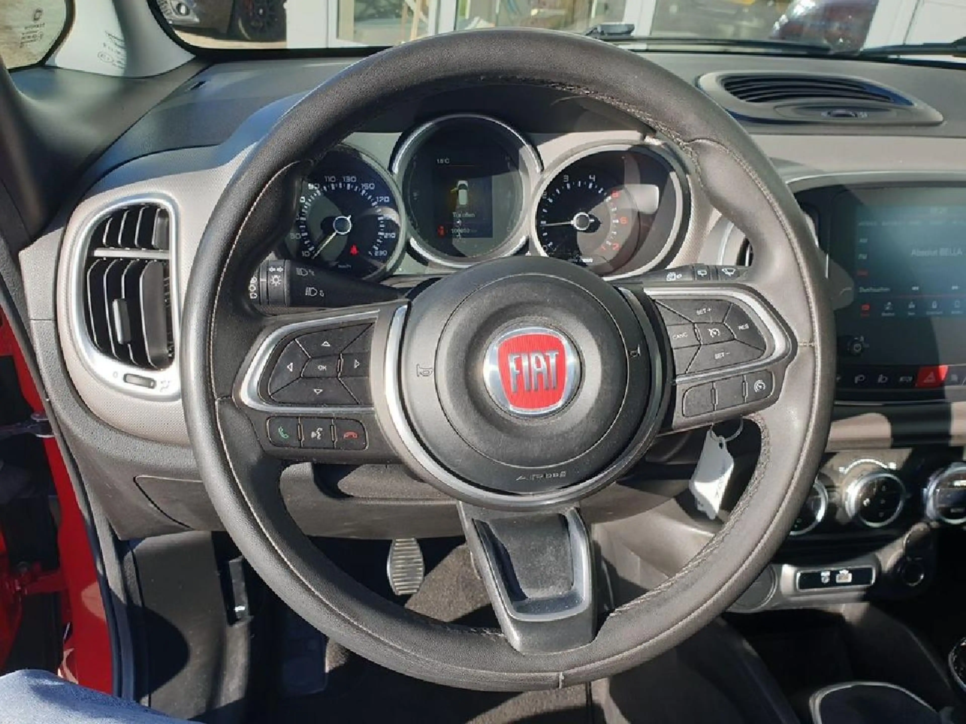 Fiat 500L Urban Lounge — photo 12