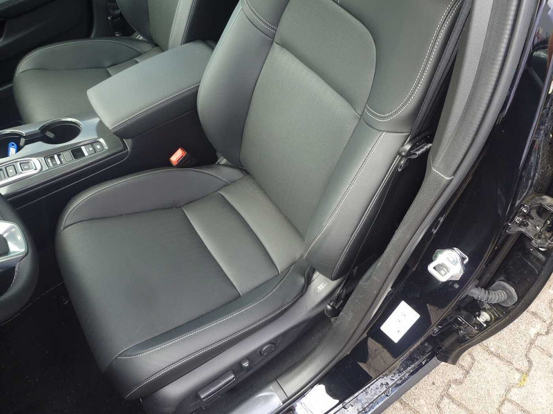 Honda Civic e:HEV 2.0 i-MMD Hybrid (2026) Advance — photo 14