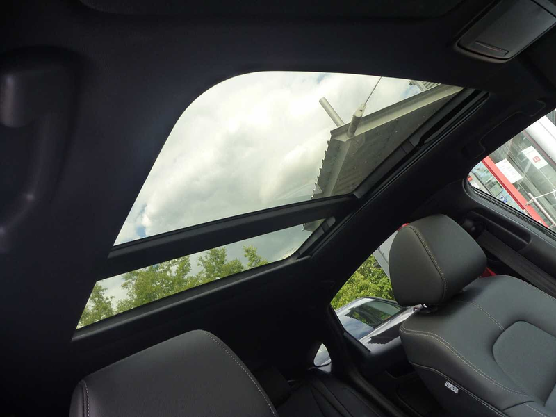 Honda Civic e:HEV 2.0 i-MMD Hybrid (2026) Advance — photo 8