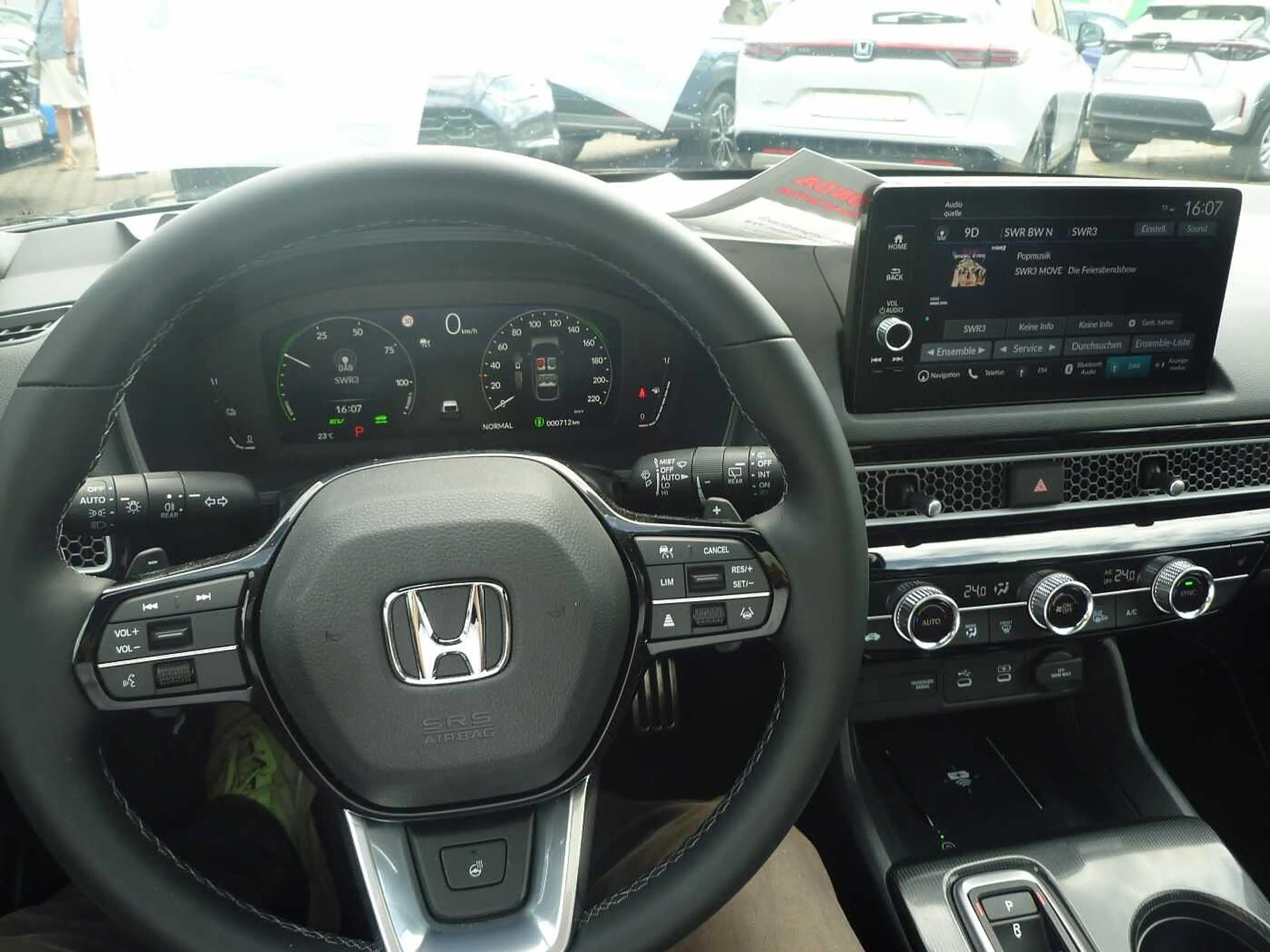 Honda Civic e:HEV 2.0 i-MMD Hybrid (2026) Advance — photo 15