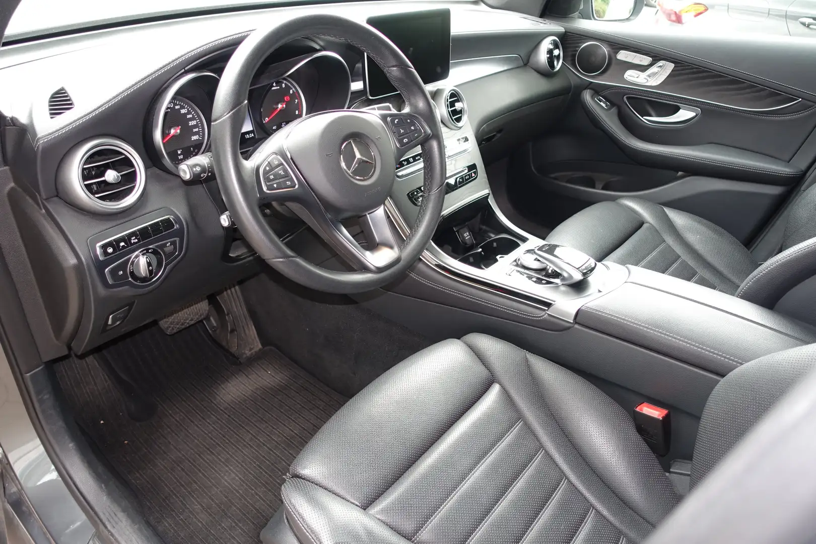 Mercedes-Benz GLC 250 GLC 250 4Matic ** ORIGINAL 62.000km ** 33 EXTRAS * Gris - 2