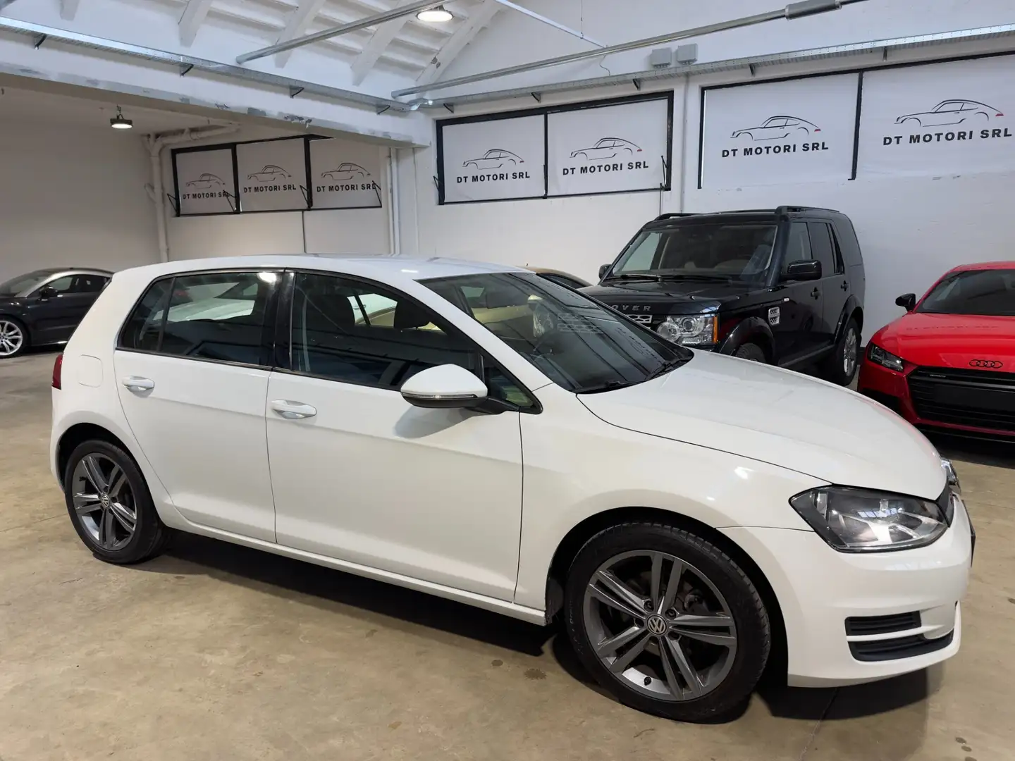 Volkswagen Golf 1.6 TDI 5p. Comfortline BlueMotion Technology Bianco - 1