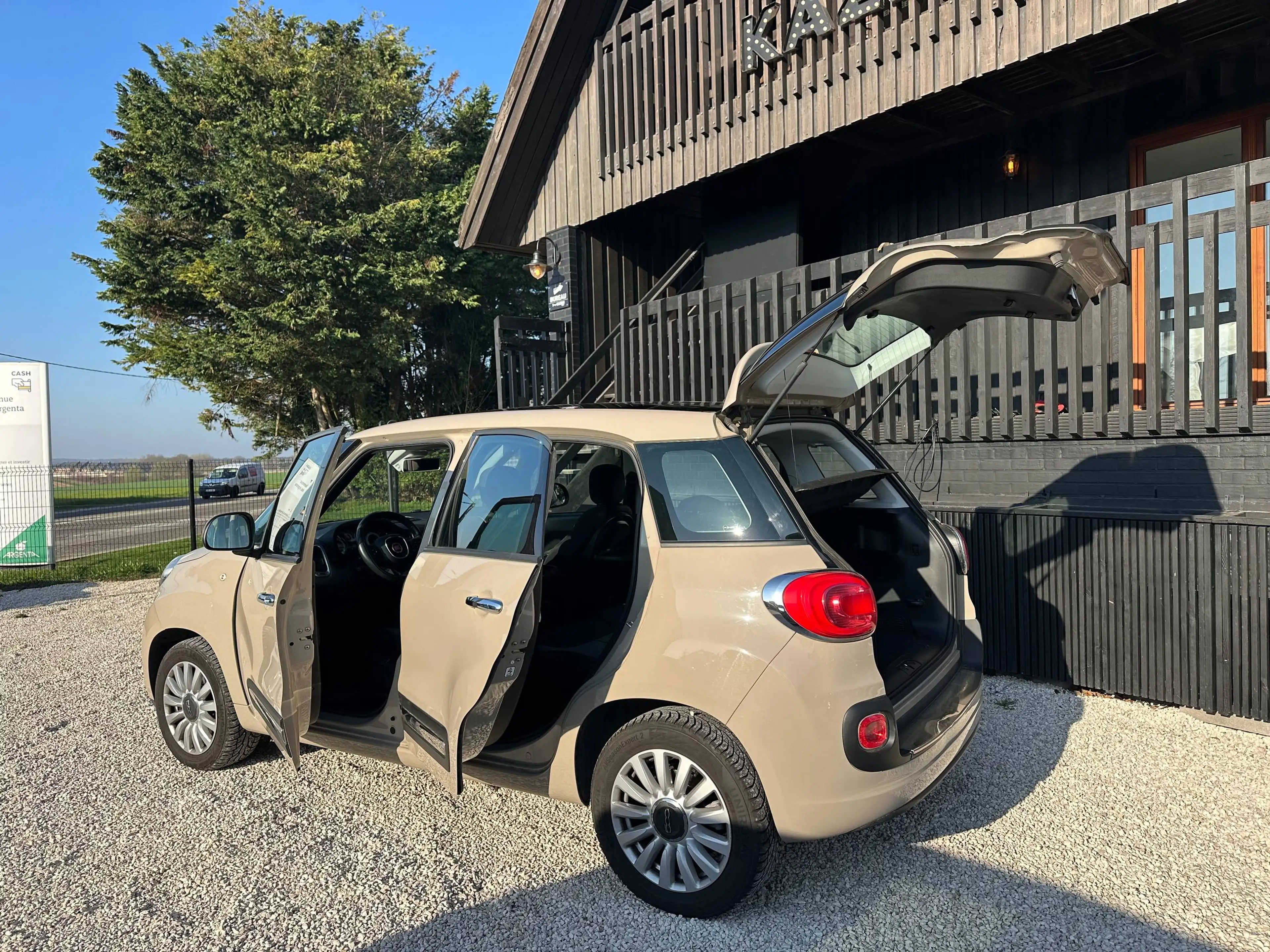Fiat 500L 500L Living 1.4  * TOIT PANO !!! * — photo 5