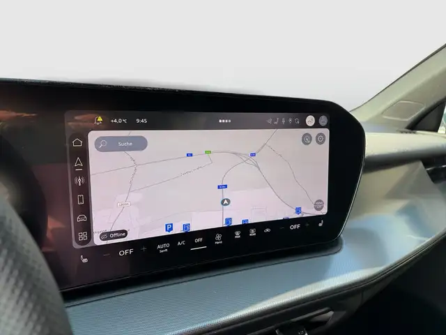 Audi Q3 view 11