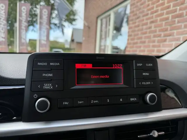 Kia Picanto view 16