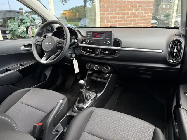 Kia Picanto view 29