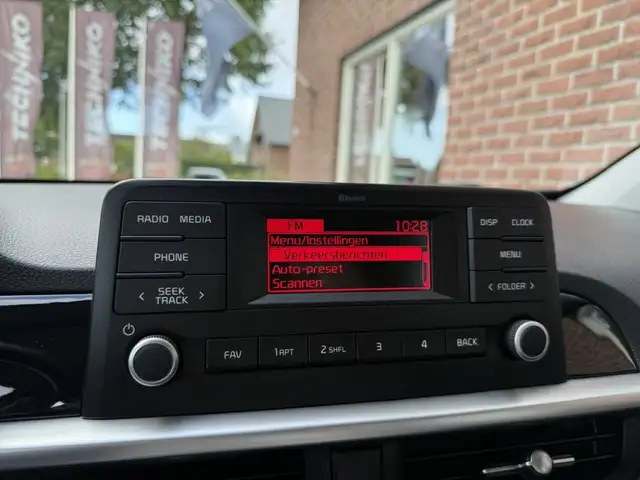 Kia Picanto view 17