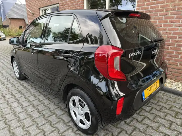 Kia Picanto view 11