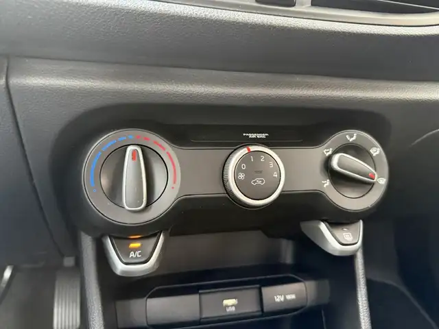Kia Picanto view 18