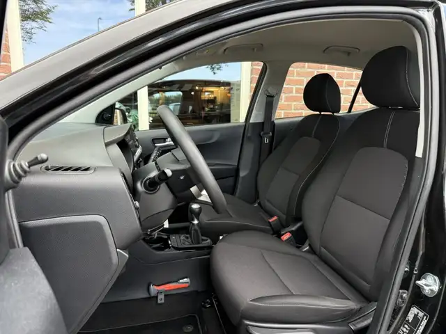 Kia Picanto view 5