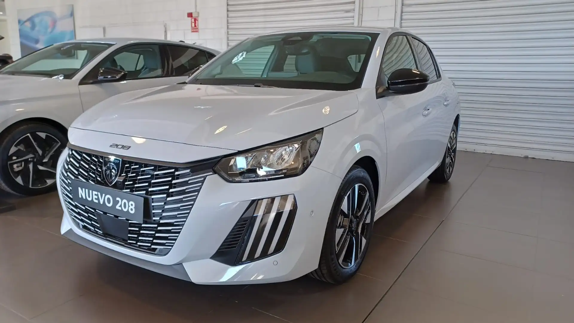 Peugeot 208 1.2 Hybrid Allure e-DCS6 110 - 1