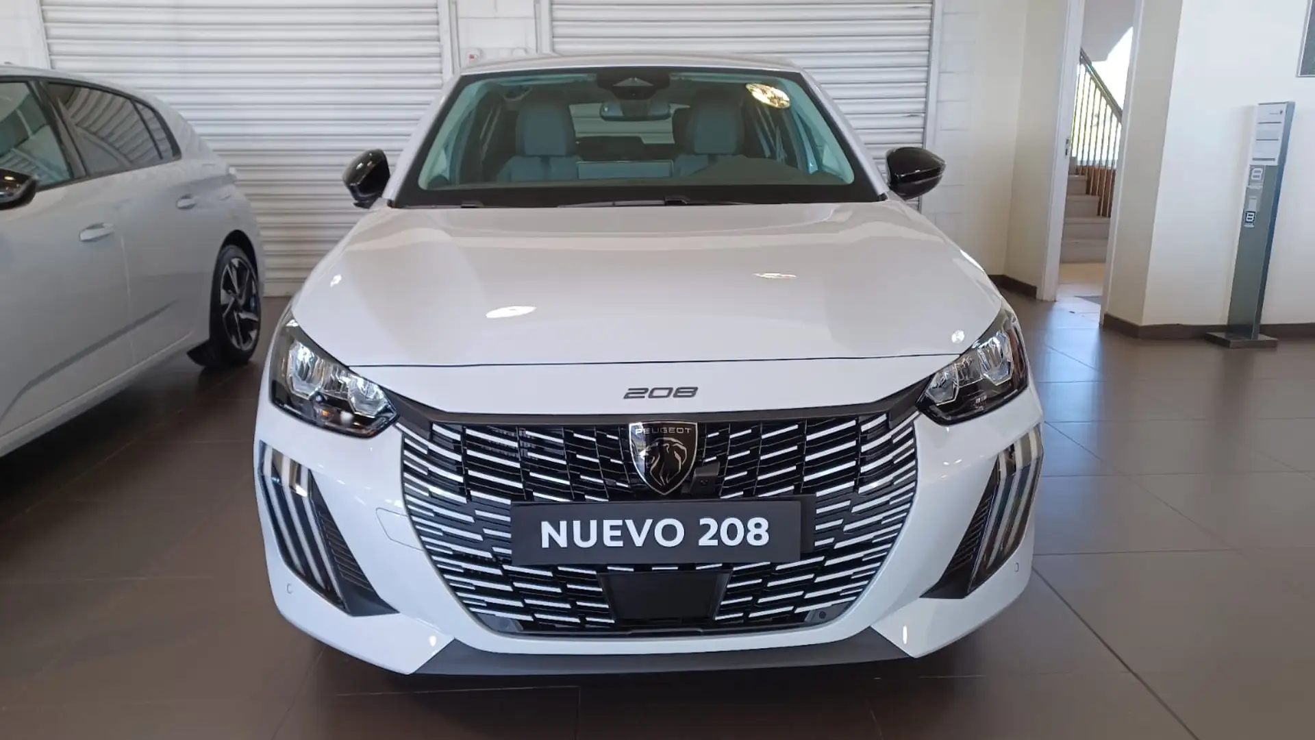 Peugeot 208 1.2 Hybrid Allure e-DCS6 110 - 2