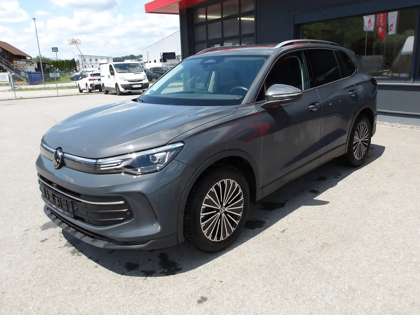 Volkswagen Tiguan 2.0 TDI 110 kW Life DSG *AHK*RFK*LED*NAVI* - 1