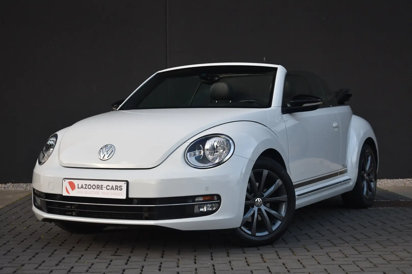 Volkswagen New Beetle Cabrio 1.2 TSi Club Edition Blanc - 1