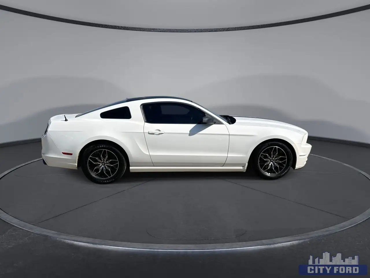 Ford Mustang снимка Ford Mustang