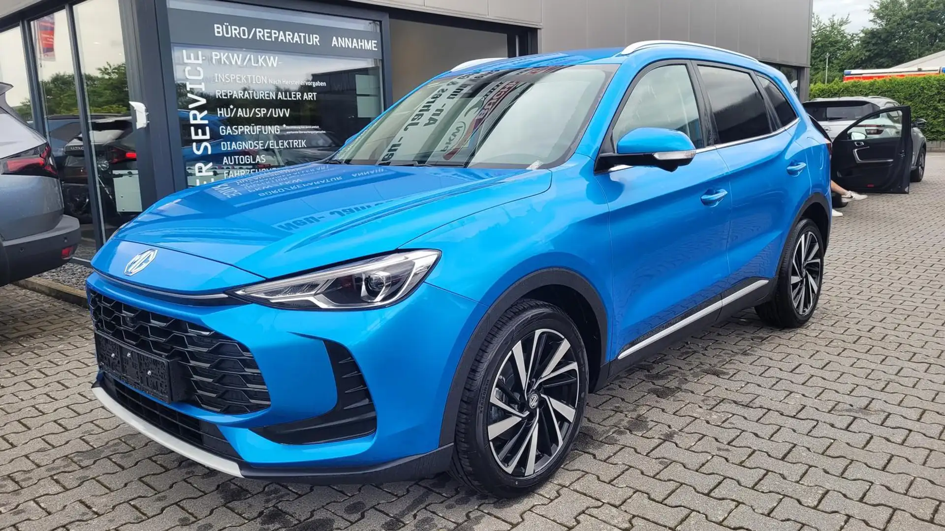 MG ZS 1.5 Hybrid+ 145 kW Luxury AT Luxury+Navi+SHZ+Ka... Blau - 1