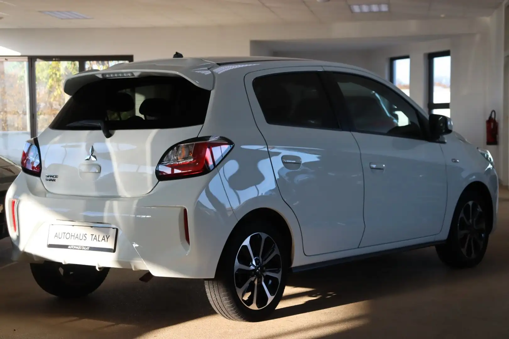 Mitsubishi Space Star Intro Edition+ SItzhzg.*Bordcmpt.*PDC Bianco - 2