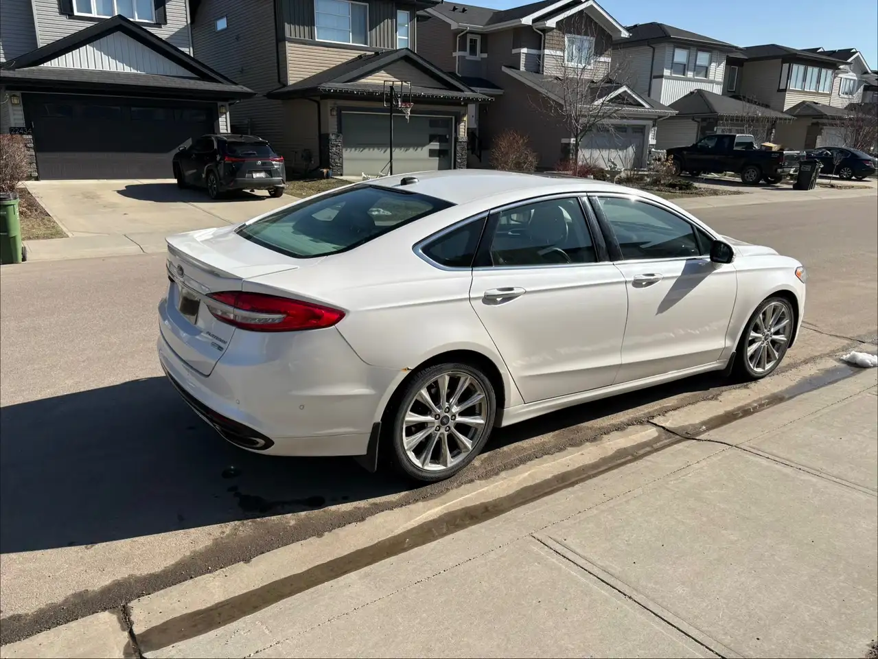 Ford Fusion photo Ford Fusion